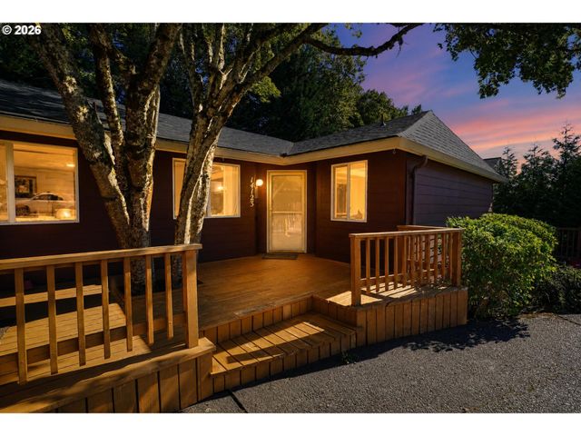 14125 Sw DAPHNE St, Beaverton, OR 97008