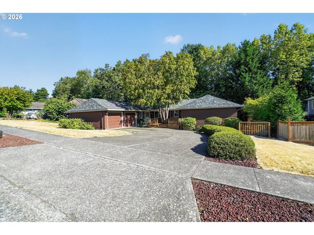 14125 Sw DAPHNE St, Beaverton, OR 97008