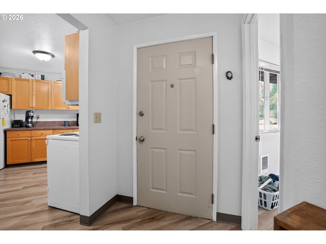 14125 Sw DAPHNE St, Beaverton, OR 97008