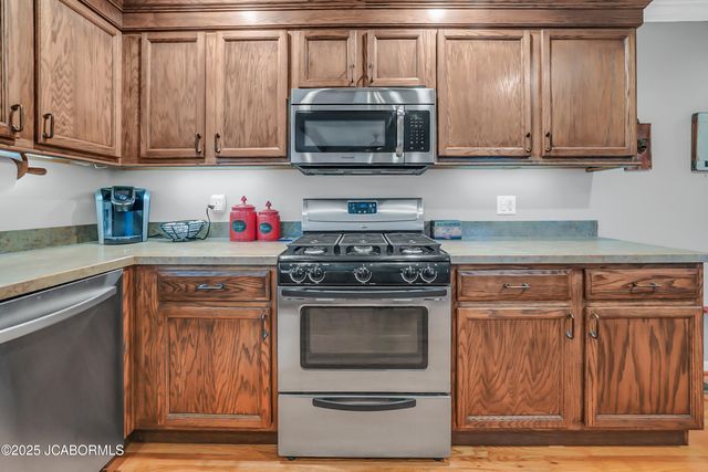 219 ROSE PARK DRIVE, Jefferson City, MO 65109