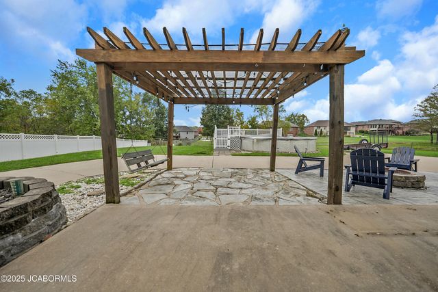 219 ROSE PARK DRIVE, Jefferson City, MO 65109