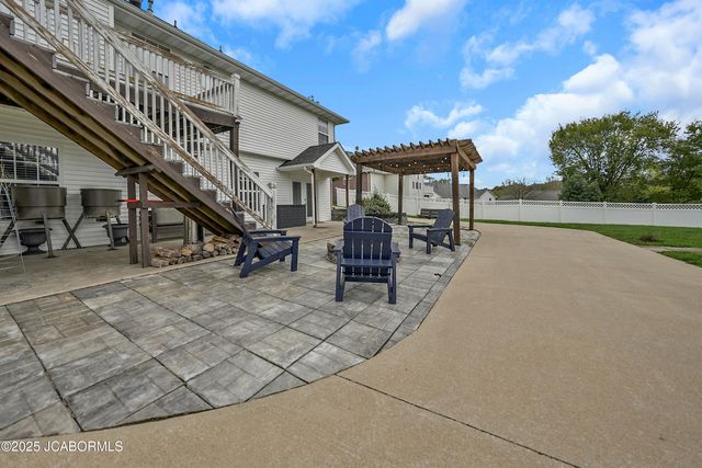 219 ROSE PARK DRIVE, Jefferson City, MO 65109