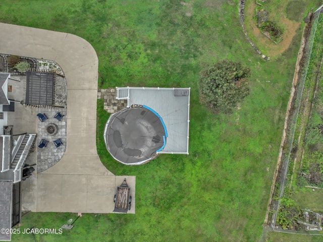 219 ROSE PARK DRIVE, Jefferson City, MO 65109