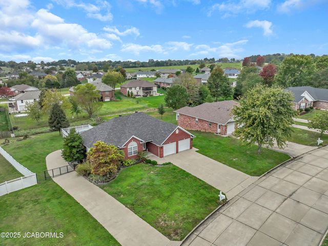 219 ROSE PARK DRIVE, Jefferson City, MO 65109