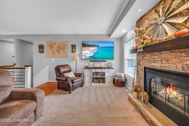 219 ROSE PARK DRIVE, Jefferson City, MO 65109