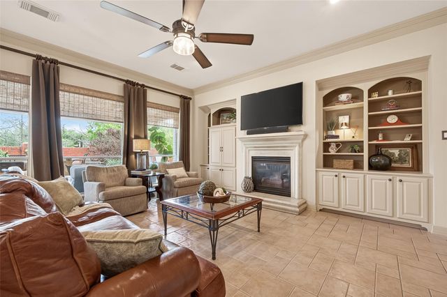 35 Hannahs Way Court, Sugar Land, TX 77479