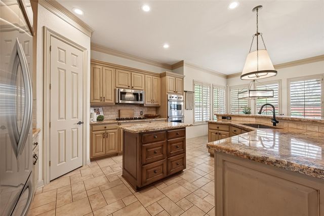 35 Hannahs Way Court, Sugar Land, TX 77479