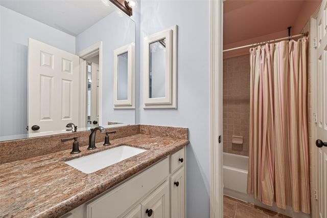 35 Hannahs Way Court, Sugar Land, TX 77479