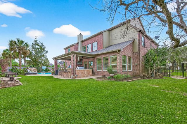 35 Hannahs Way Court, Sugar Land, TX 77479