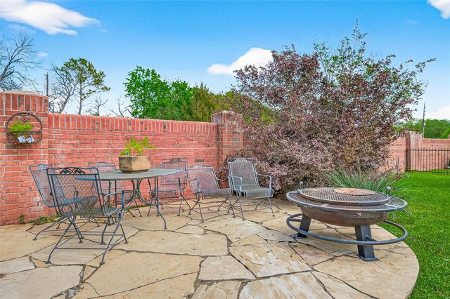 35 Hannahs Way Court, Sugar Land, TX 77479