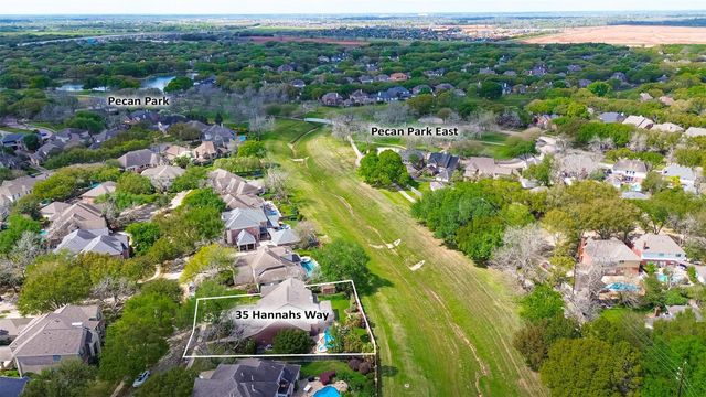 35 Hannahs Way Court, Sugar Land, TX 77479