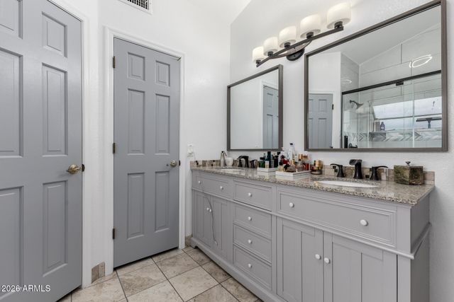 4807 W JULIE Drive, Glendale, AZ 85308