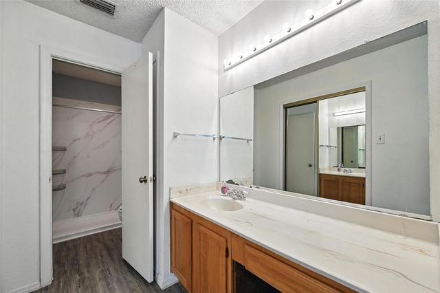 2108 Chatham Square Court, Dallas, TX 75227