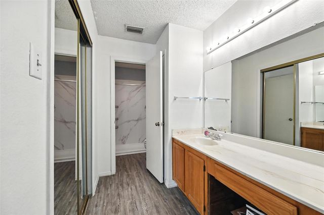 2108 Chatham Square Court, Dallas, TX 75227