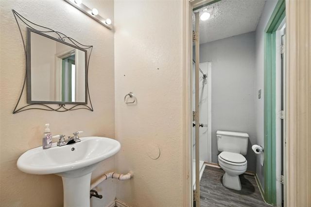 2108 Chatham Square Court, Dallas, TX 75227