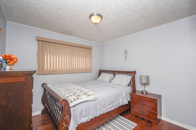 2605 W Vermont Avenue, Waukegan, IL 60087