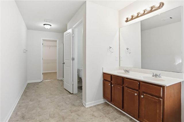 2120 Stonebrook Drive, Austell, GA 30106