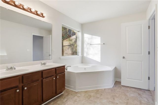 2120 Stonebrook Drive, Austell, GA 30106