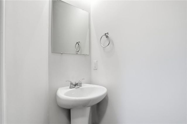 2120 Stonebrook Drive, Austell, GA 30106