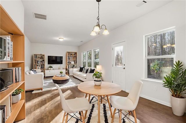 2120 Stonebrook Drive, Austell, GA 30106