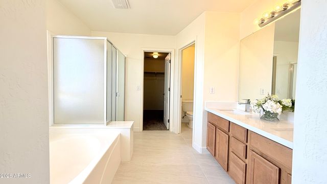 9035 W Bluefield Avenue, Peoria, AZ 85382
