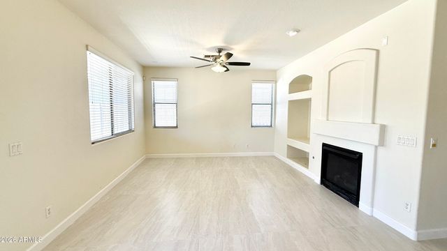 9035 W Bluefield Avenue, Peoria, AZ 85382