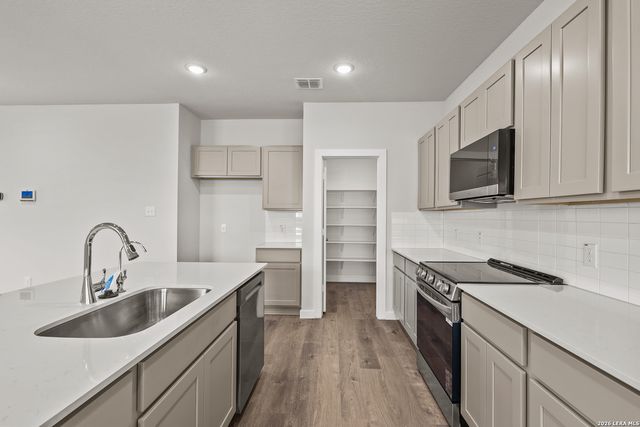 4235 Clarisse Street, New Braunfels, TX 78130