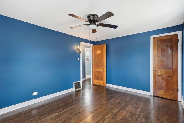 10619 S Avenue C, Chicago, IL 60617