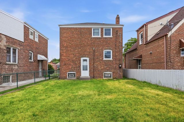 10619 S Avenue C, Chicago, IL 60617
