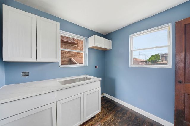 10619 S Avenue C, Chicago, IL 60617