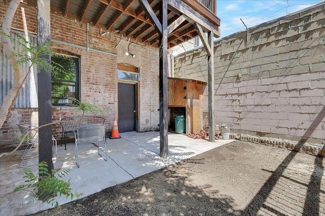228 1st St, Marysville, CA 95901