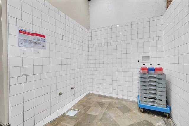 228 1st St, Marysville, CA 95901