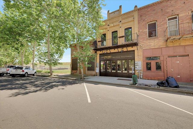 228 1st St, Marysville, CA 95901