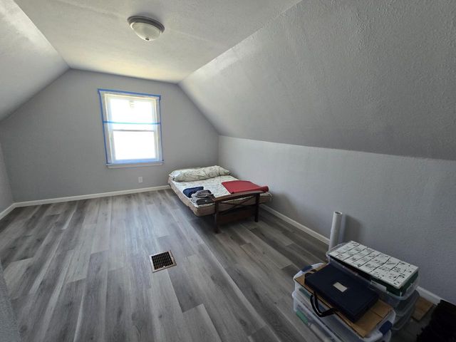 5630 Carmen AVENUE, Milwaukee, WI 53218