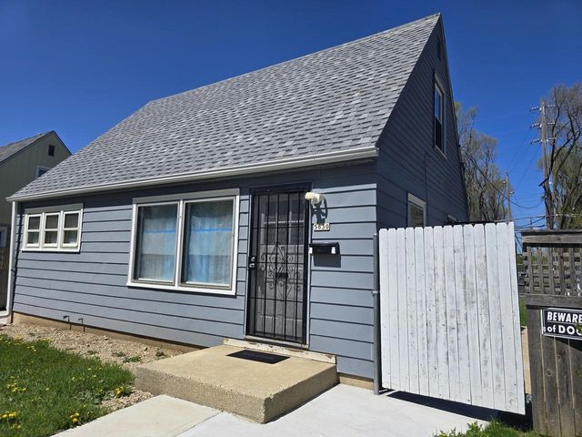 5630 Carmen AVENUE, Milwaukee, WI 53218