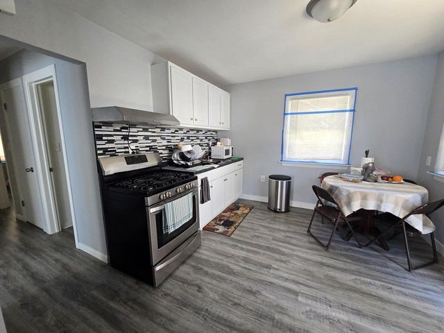 5630 Carmen AVENUE, Milwaukee, WI 53218