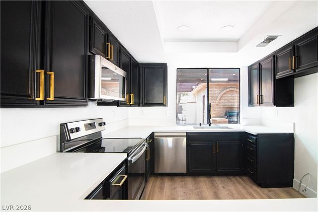 3140 Pradera Circle, Las Vegas, NV 89121