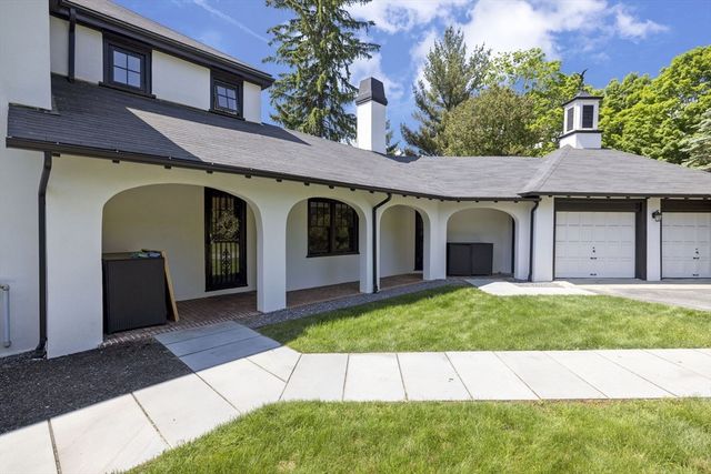 25 Somerset Road 2, Lexington, MA 02420