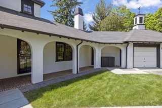 25 Somerset Road 2, Lexington, MA 02420