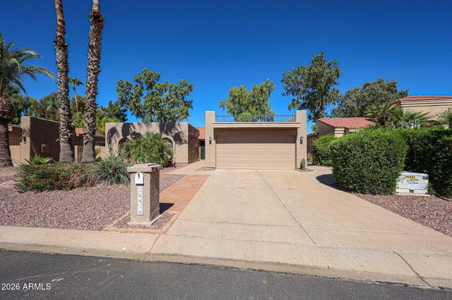 26434 S CEDARCREST Drive, Sun Lakes, AZ 85248
