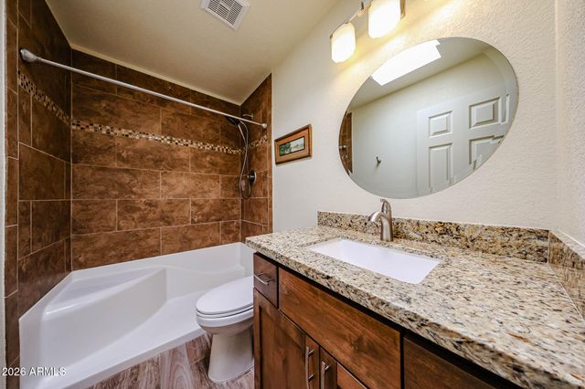 26434 S CEDARCREST Drive, Sun Lakes, AZ 85248