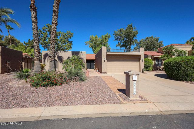 26434 S CEDARCREST Drive, Sun Lakes, AZ 85248