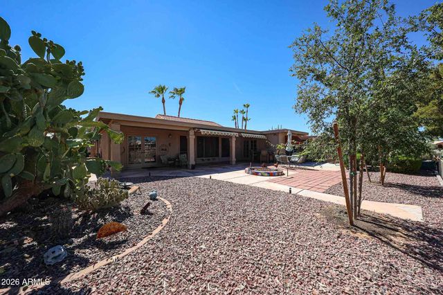 26434 S CEDARCREST Drive, Sun Lakes, AZ 85248