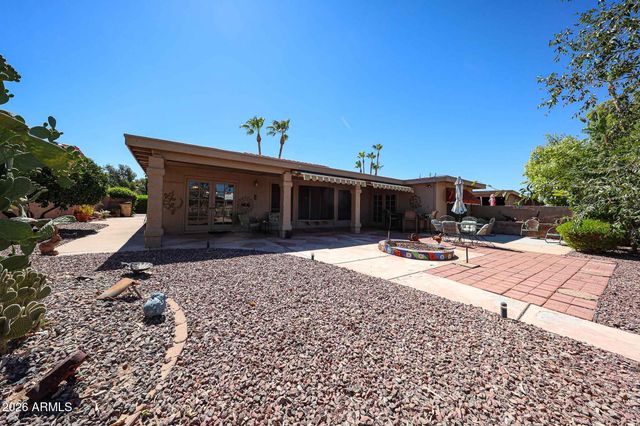 26434 S CEDARCREST Drive, Sun Lakes, AZ 85248