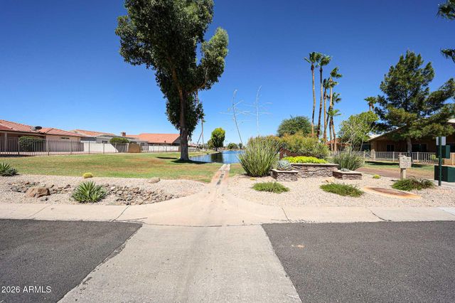 26434 S CEDARCREST Drive, Sun Lakes, AZ 85248