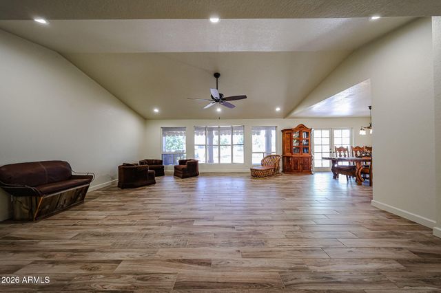 26434 S CEDARCREST Drive, Sun Lakes, AZ 85248
