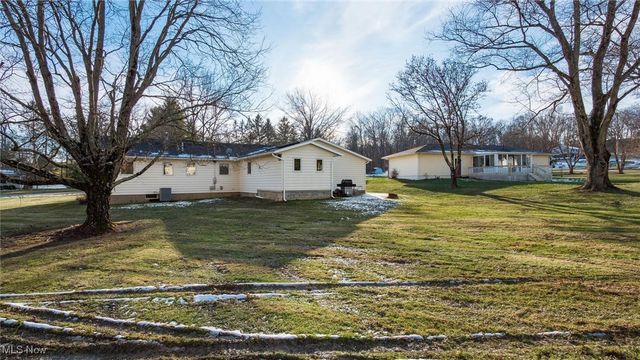 1675 Nob Hill Road, Zanesville, OH 43701