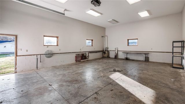 1675 Nob Hill Road, Zanesville, OH 43701