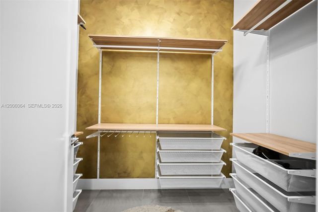 4392 NW 80 Ave, Doral, FL 33166