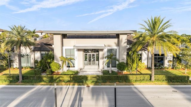 4392 NW 80 Ave, Doral, FL 33166